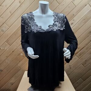HSN Joan Boyce Top Silver Lace Cutout Neck Sleeve Black Long Sleeve 95% Viscose